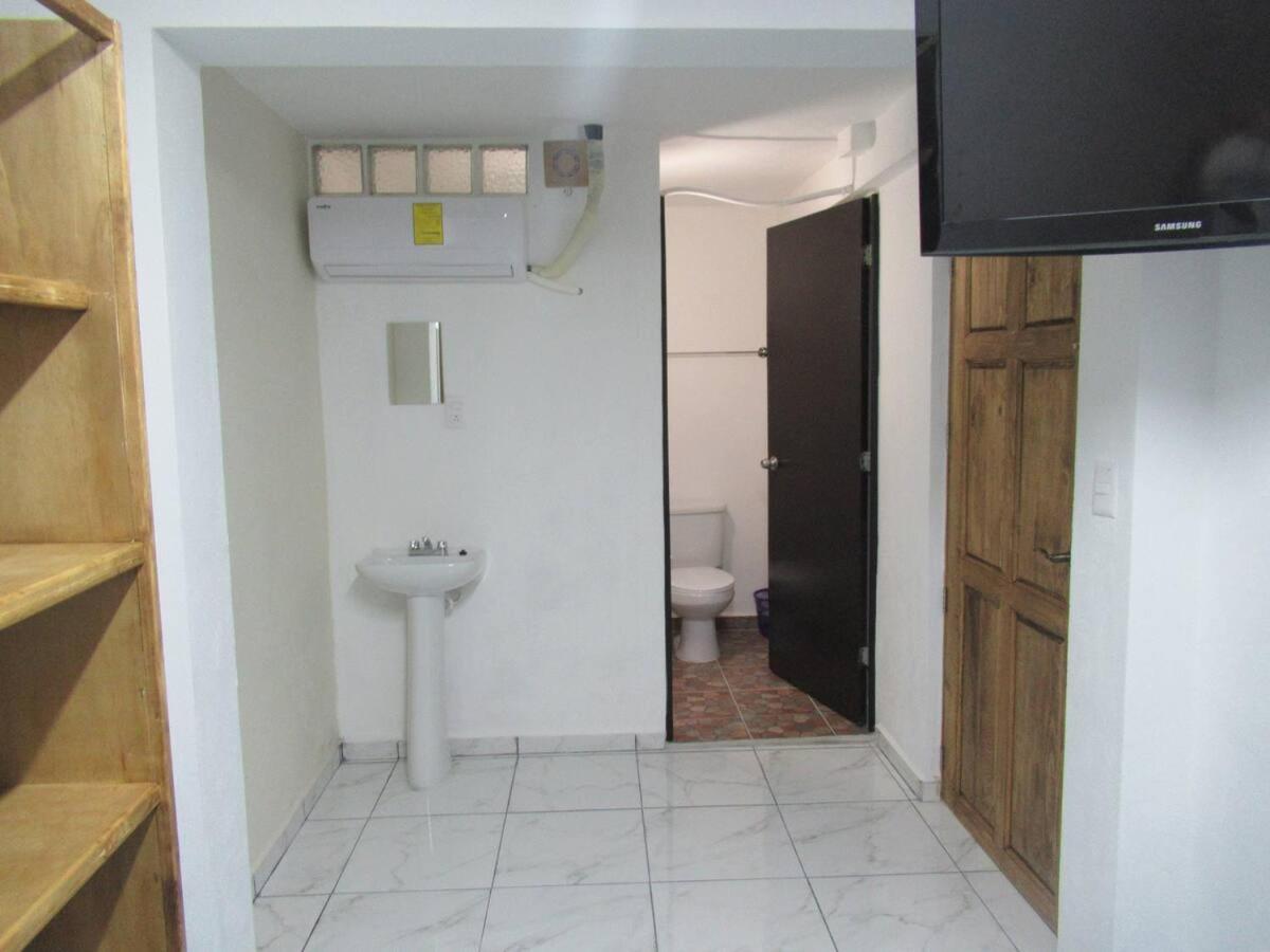 Cocos Apartment *
