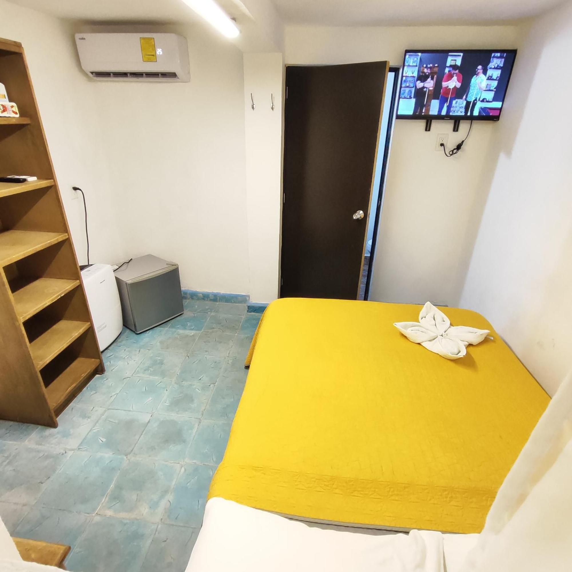 Cocos Apartment