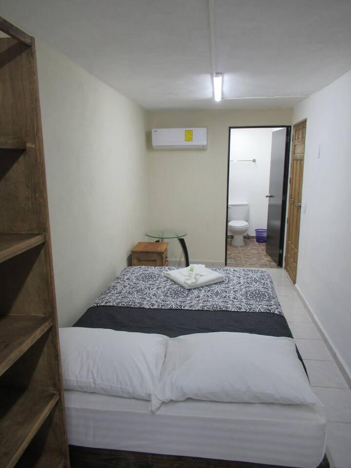 Cocos Apartment *